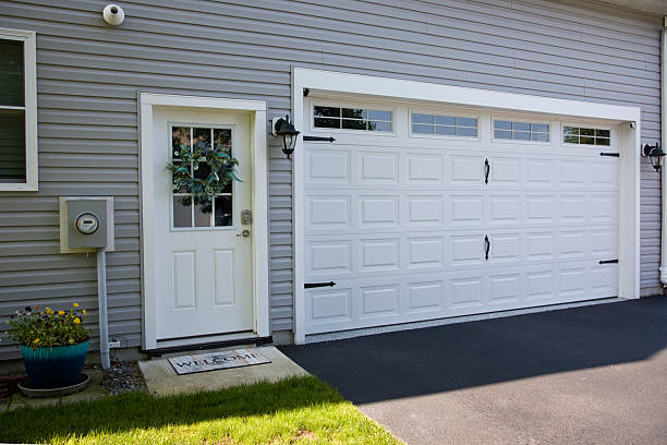 24/7 Emergency Garage Door Panel Replacement experts in Abbeville, GA